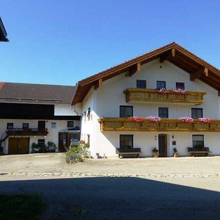 Ferienwohnung Boesch Taching am See エクステリア 写真